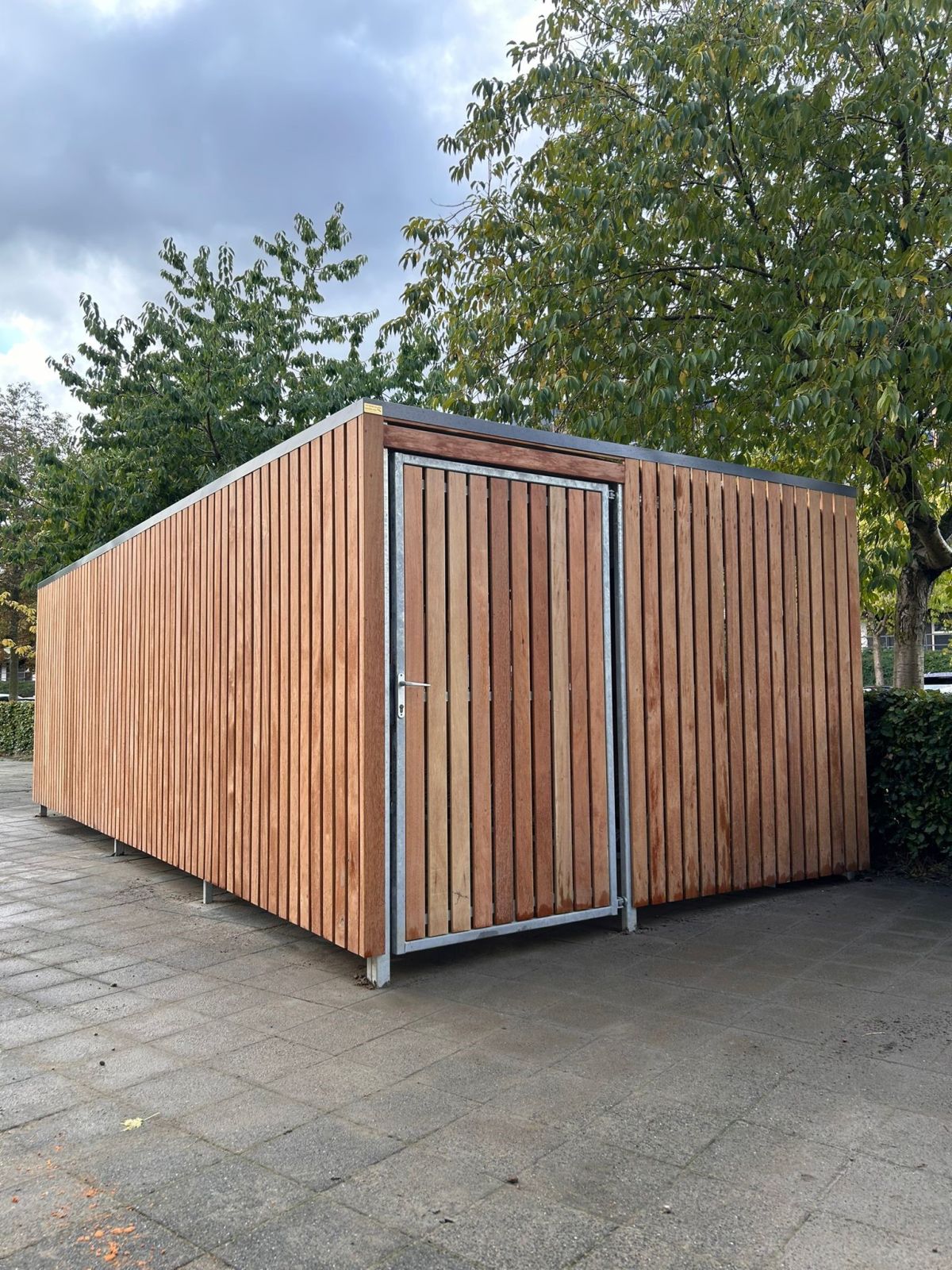 Fietsenberging geplaatst bij Nautilus College Almere