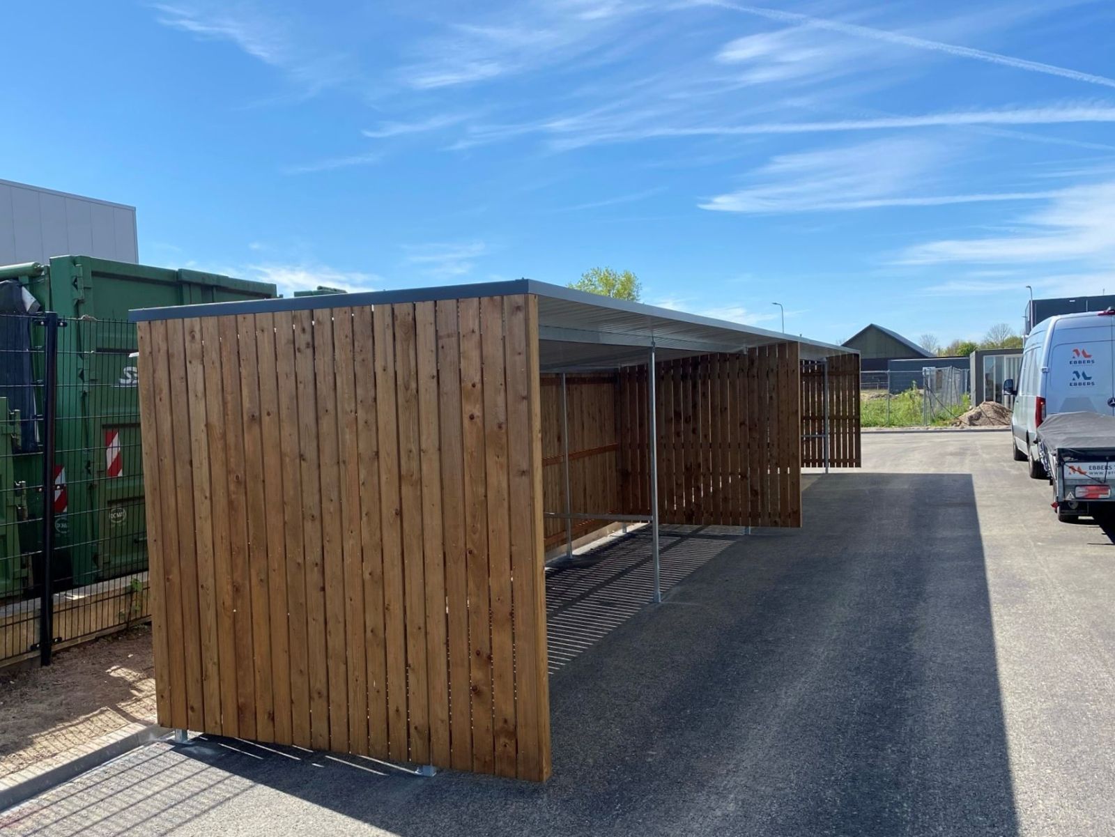 Fietsenstalling met open voorzijde geplaatst in Rijnsburg