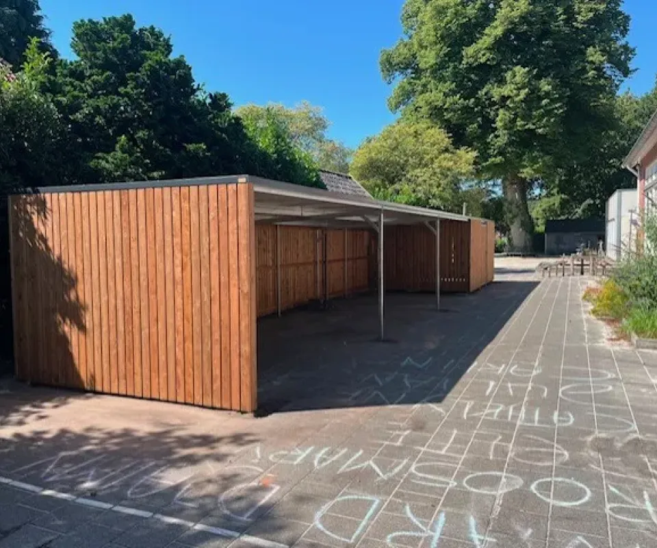 Combinatie Fietsenstalling bij OBS Oud Avereest