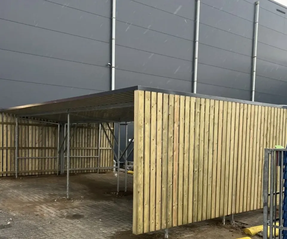 Dubbelzijdige fietsenstalling bij Intrapost B.V.