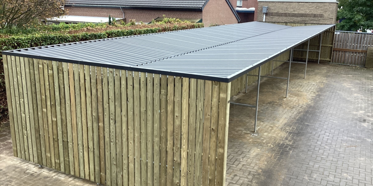 Fietsenstalling Dendron College Horst met verzinkte staalconstructie