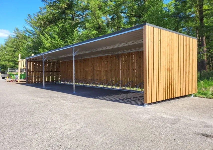 Damwand dakplaat met inpandige goot aan achterzijde