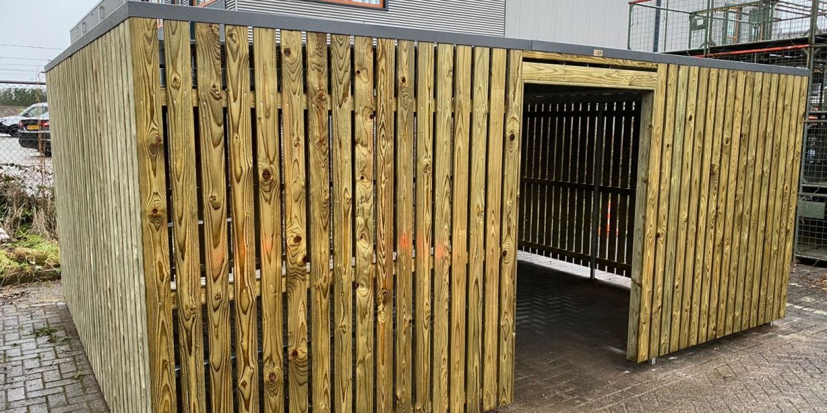 Fietsenberging bij Pon Logistics B.V. in Veenendaal met antraciet dak