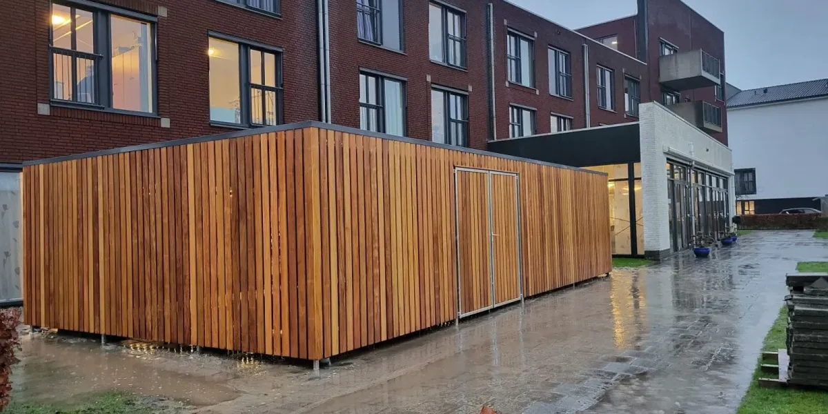 Afsluitbare fietsenberging bij Zonnehuis Oostergast in Zuidhorn
