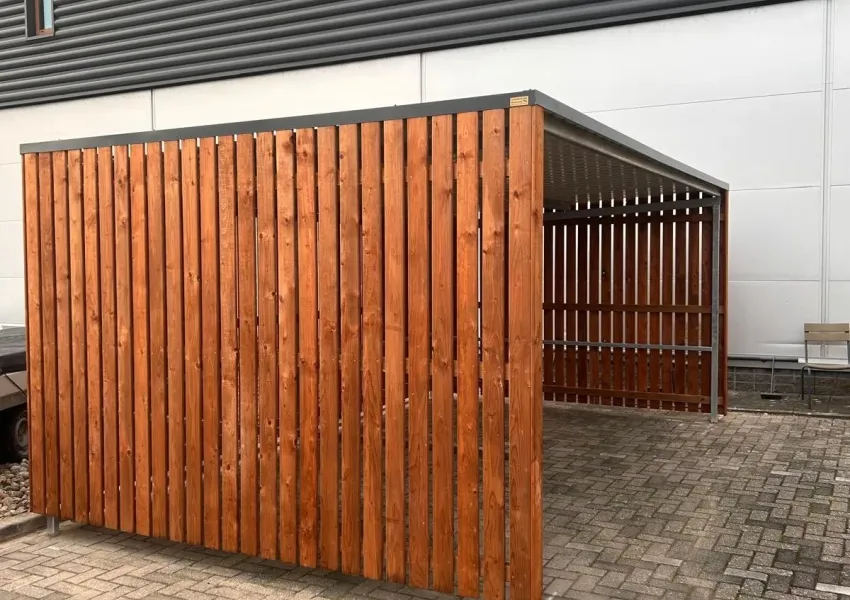 Fietsoverkapping bij Sonic Equipment in Purmerend