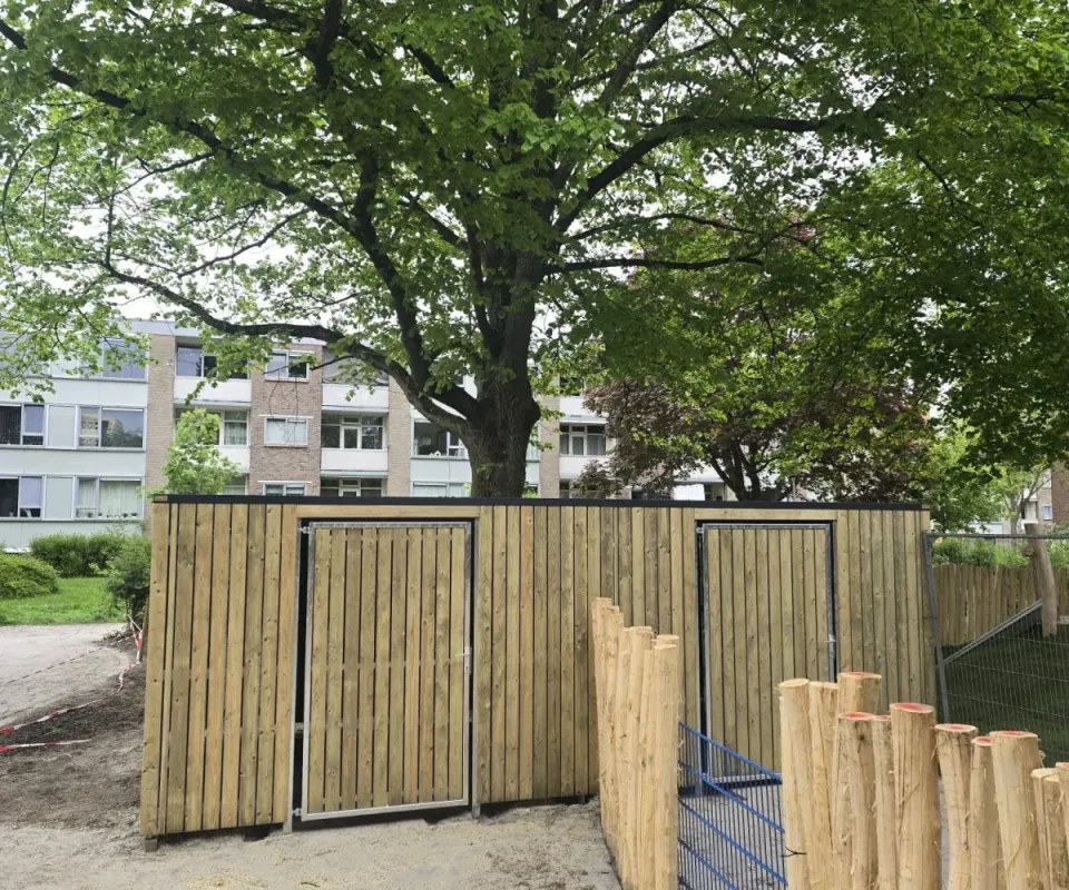 Drie fietsenstallingen bij BOERplay B.V.