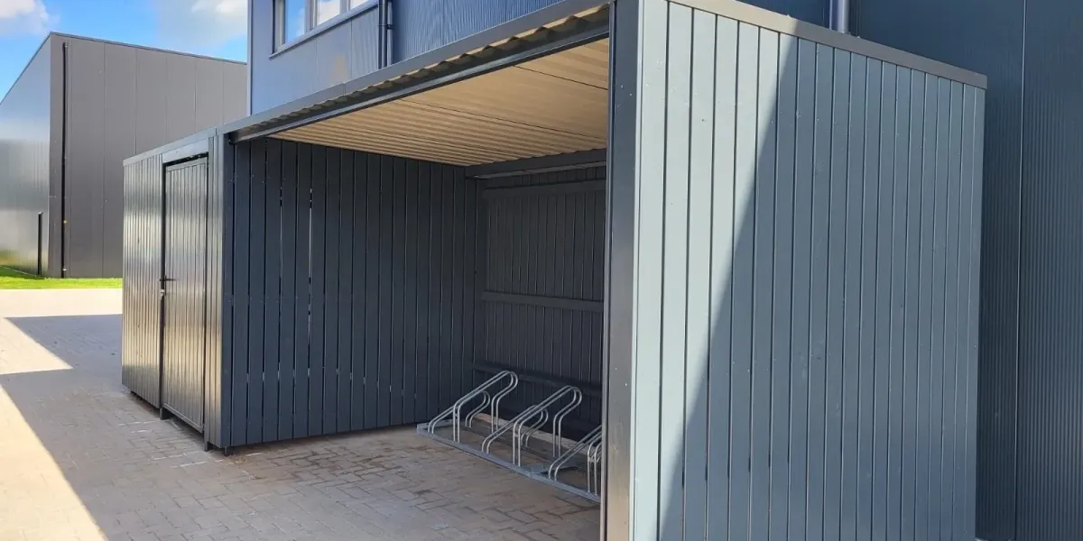 Vurenhouten wanden met strakke afwerking