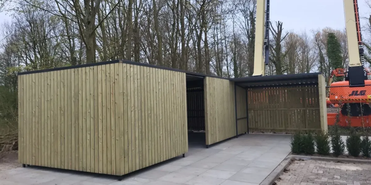 RAL 7016 gepoedercoate staalconstructie fietsenberging op betonpoeren