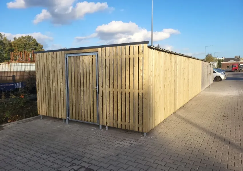 Aangebouwde fietsenberging met maatwerk in Apeldoorn