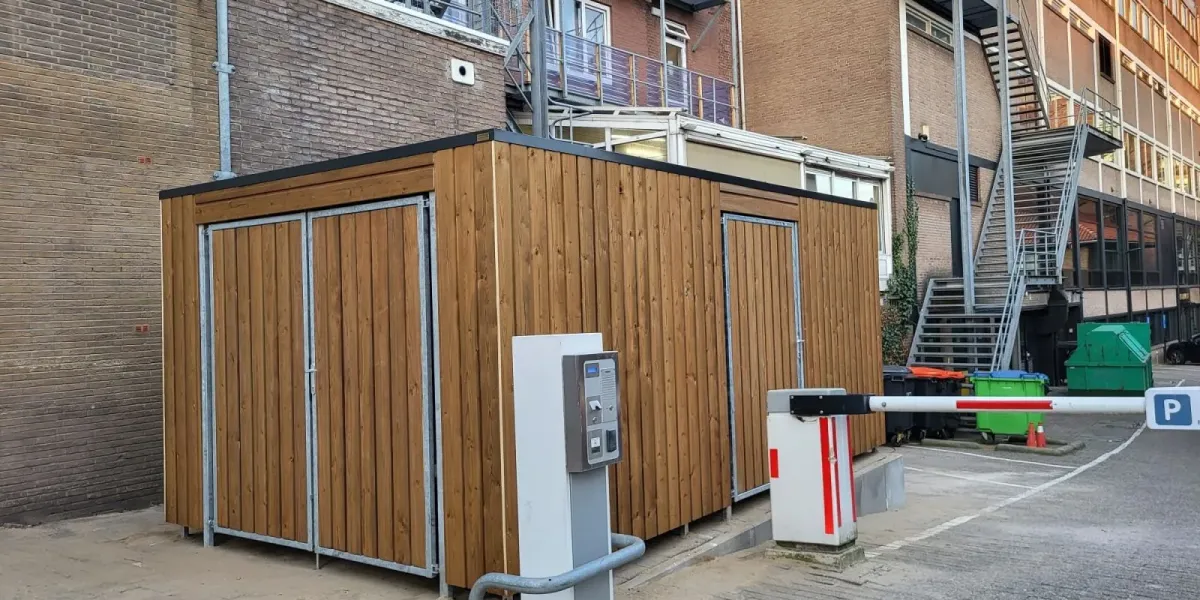 Afsluitbare fietsenberging bij Hotel Haarhuis Arnhem