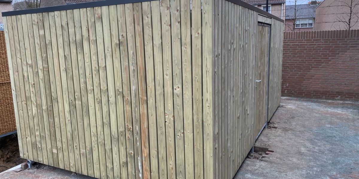 Afsluitbare fietsenberging met middenpad in Budel