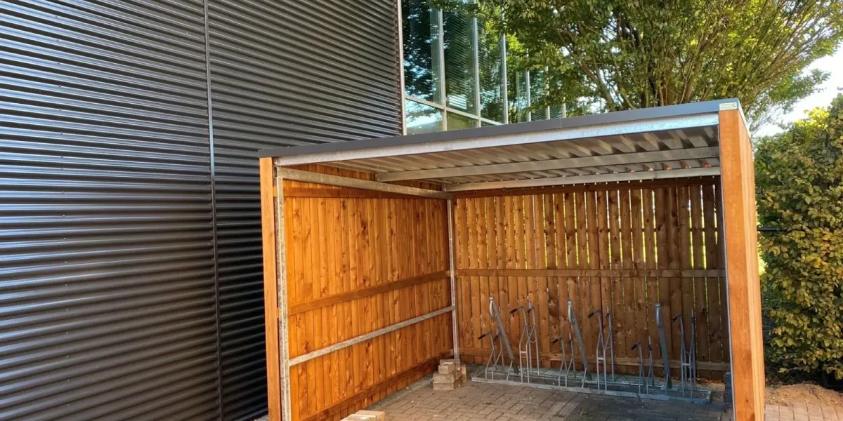 Fietsoverkapping bij Traditech BV in Duiven