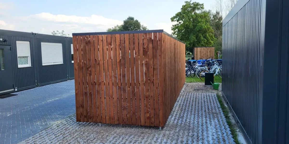 Staalconstructie met duurzame houtafwerking