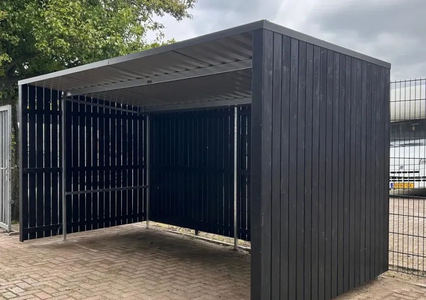 Fietsenstalling bij Morrenhof Jansen in IJsselmuiden