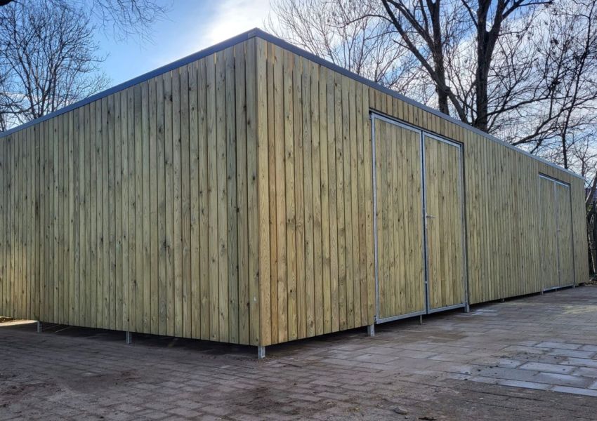 Grote dubbele fietsenberging in Zoeterwoude