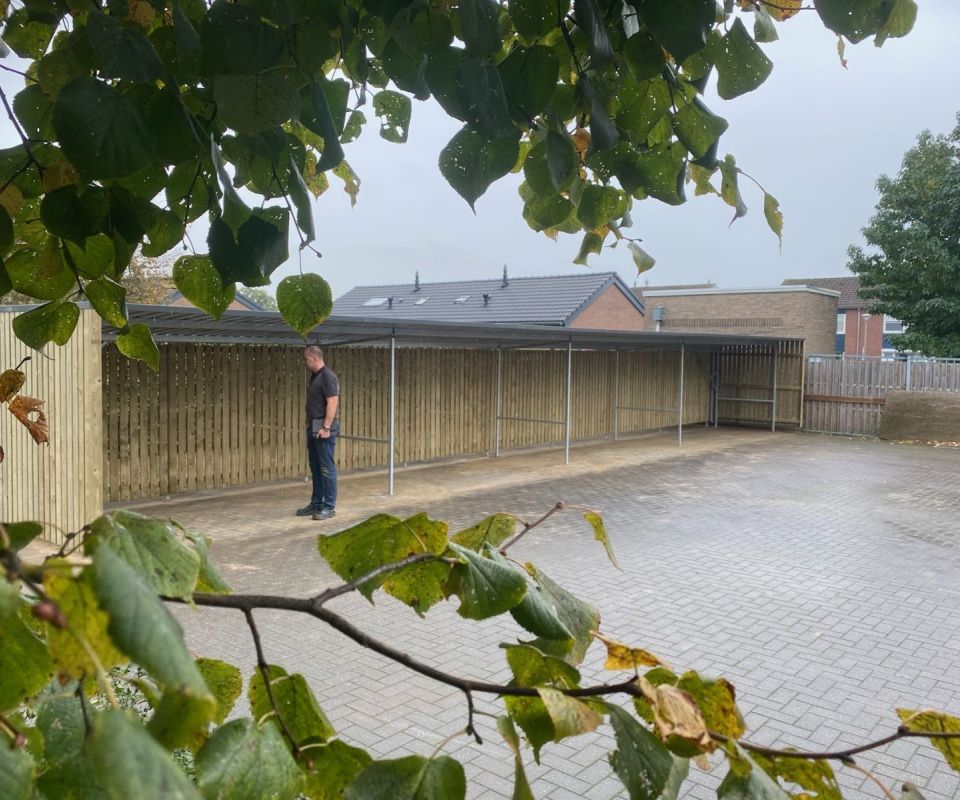 Fietsenstalling Dendron College Horst