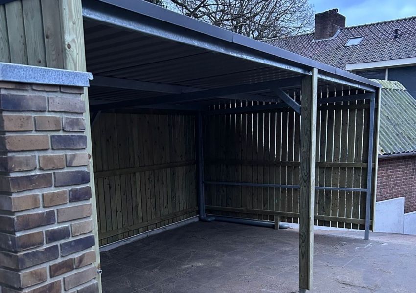 Fietsenstalling met open voorkant in Ede