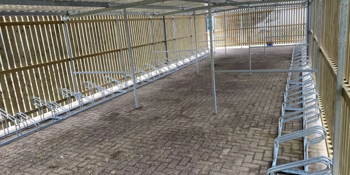 Duurzame fietsenstalling met verzonken betonpoeren in Amersfoort