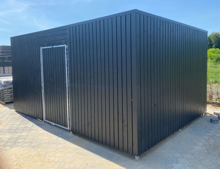 a101 berging met hardhouten wanden, strak op één hoogte