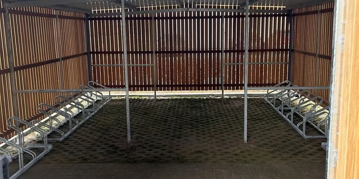 Verzonken betonpoeren voor stevige fietsenberging Groningen