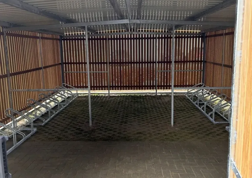 Verzonken betonpoeren voor stevige fietsenberging Groningen