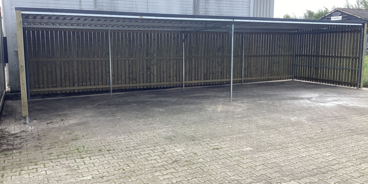 Fietsoverkapping bij ABZ Diervoeding Nijkerk