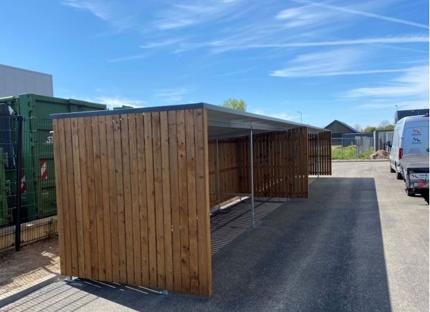 Fietsenstalling met open voorzijde geplaatst in Rijnsburg