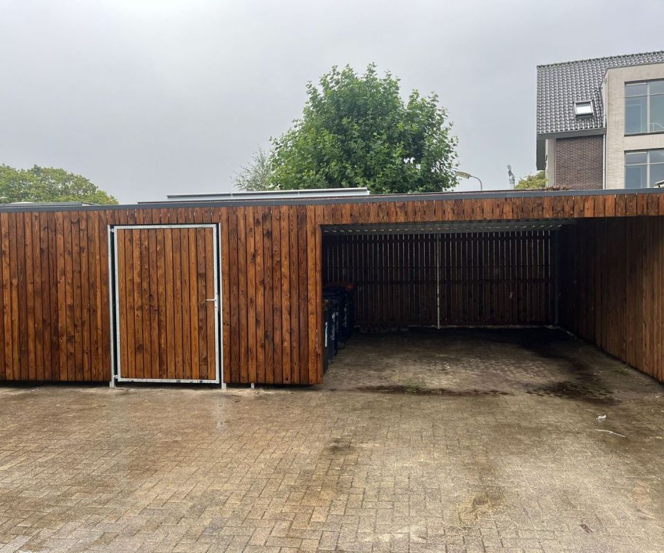 Overkapping met gesloten berging in Soest