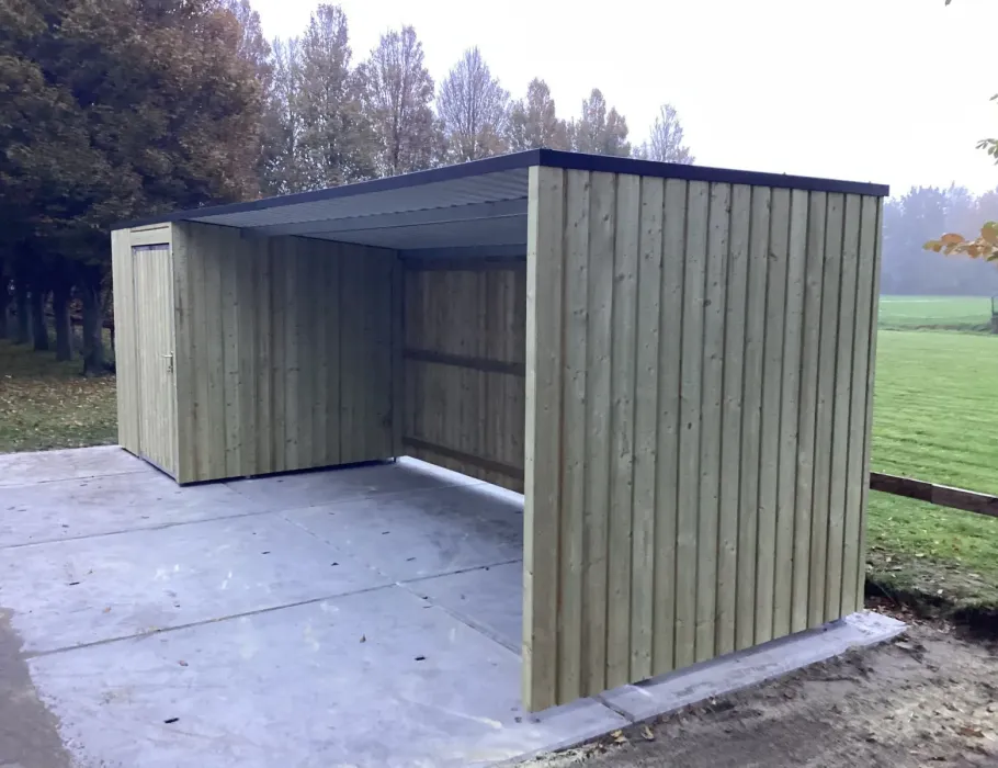 a101 afsluitbare berging met damwand profielplaat, niet voor fietsen