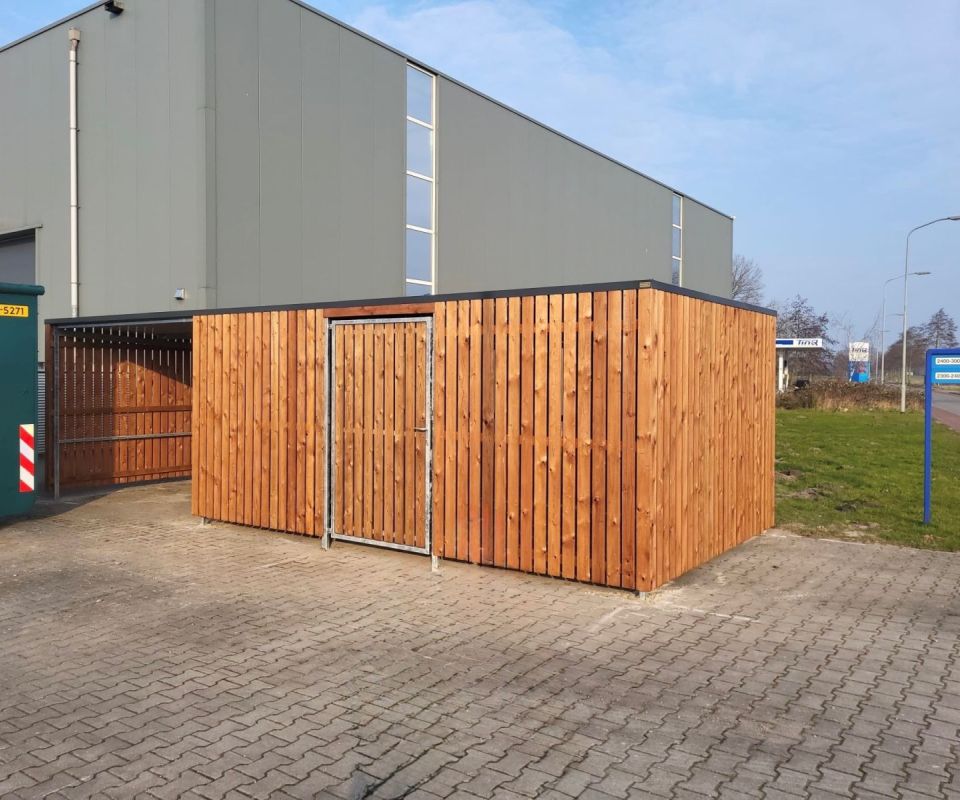 Fietsoverkapping met afsluitbare berging Winschoten