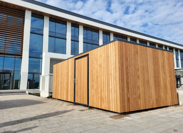 Drie afsluitbare fietsenbergingen in Genemuiden geplaatst